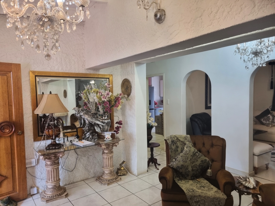 7 Bedroom Property for Sale in Protea Park North West